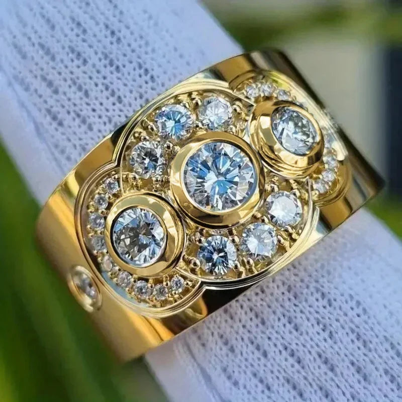 Huitan Noble Opulent Rings with Dazzling Cubic Zirconia Fashion Chic Engagement Jewelry for Women Charms Exquisite Accessories