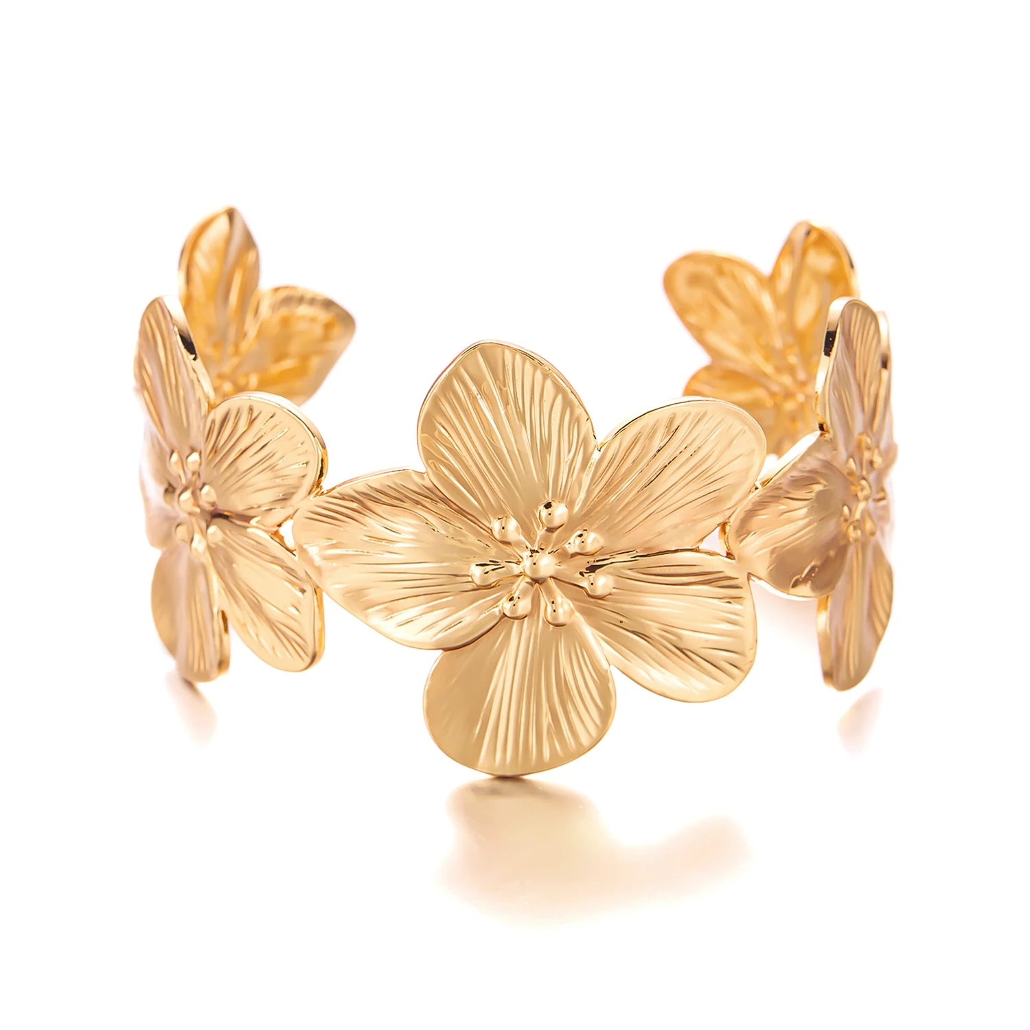 Fashion Vintage Flower Cuff Bracelet for Women Trendy Gold Color Metal Wide Flower Opening Bangles Girl Elegant Party Jewelry
