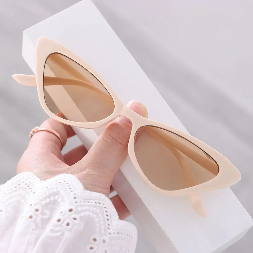 Vintage Small Cat Eye Sunglasses for Women Trendy Half-frame Sun Glasses UV400 Fashion Shades Eyewear Summer Anti UV Sunglasses