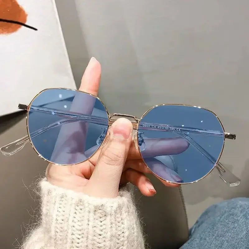 Fashion Photochromic Myopia Glasses Men Women Vintage Finished Near Sight Eyeglasses Retro Round Frame Intelligent Sunglasses