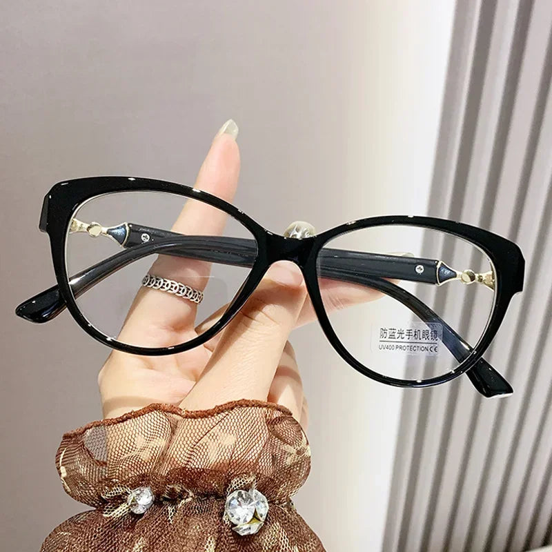 Luxury Ladies Reading Glasses Woman Prescription Glasses For Sight Plus Women's Grade Glasses Transparent Anti Blue +2 +2.5