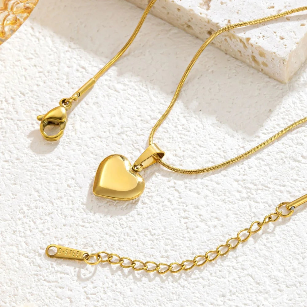 Stainless Steel Sweet Love Heart Pendant Snake Chain Necklace For Women Gold Color Clavicle Chain Non-fading Jewelry Gifts New
