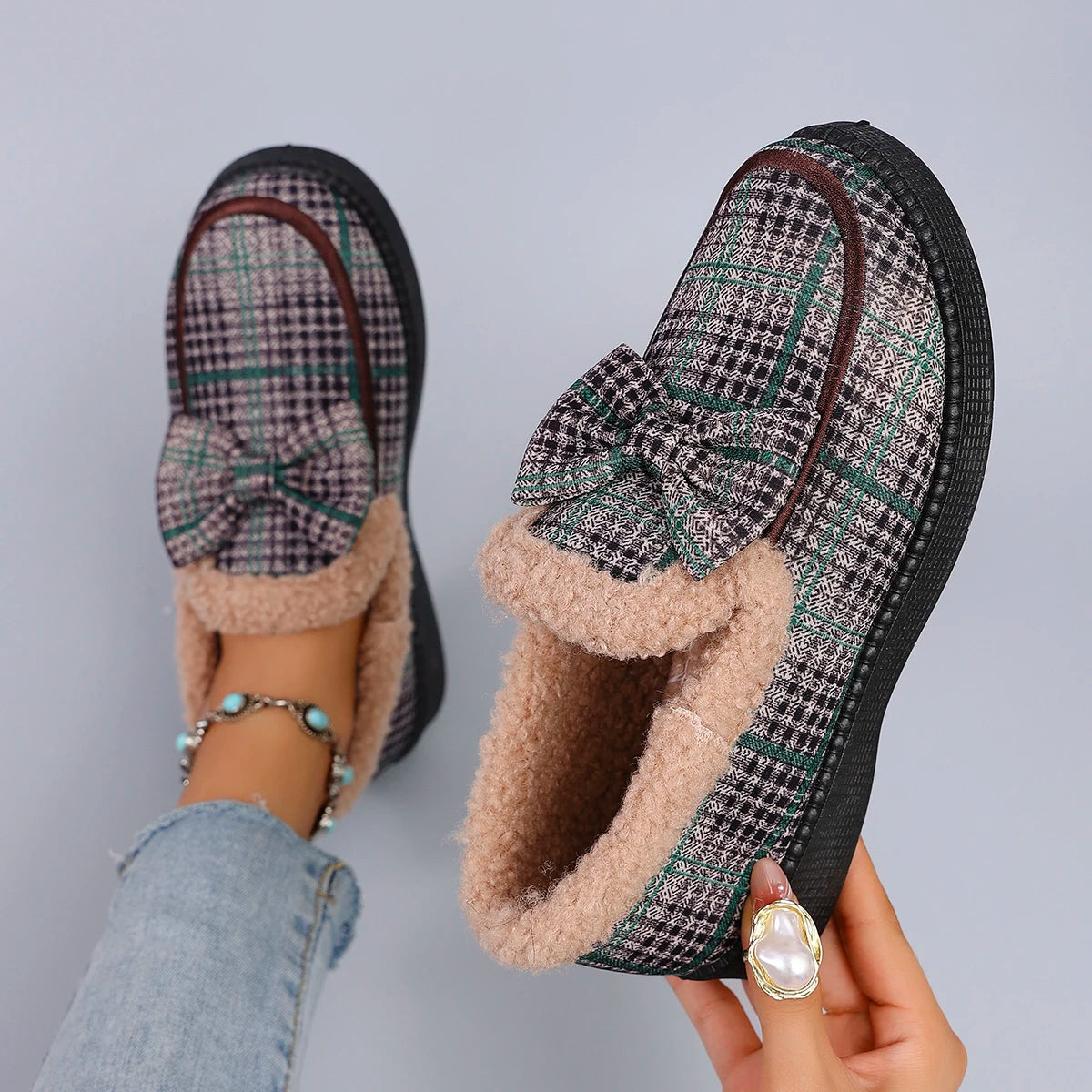 New autumn and winter products: Women's low cut cotton boots, warm, comfortable, breathable and casual shoes