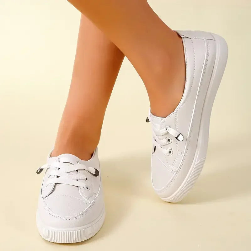 Spring and Summer Fashion New Mesh Breathable Round Toe Shallow Mouth Casual and Comfortable Flat Walking Shoes Sneakers