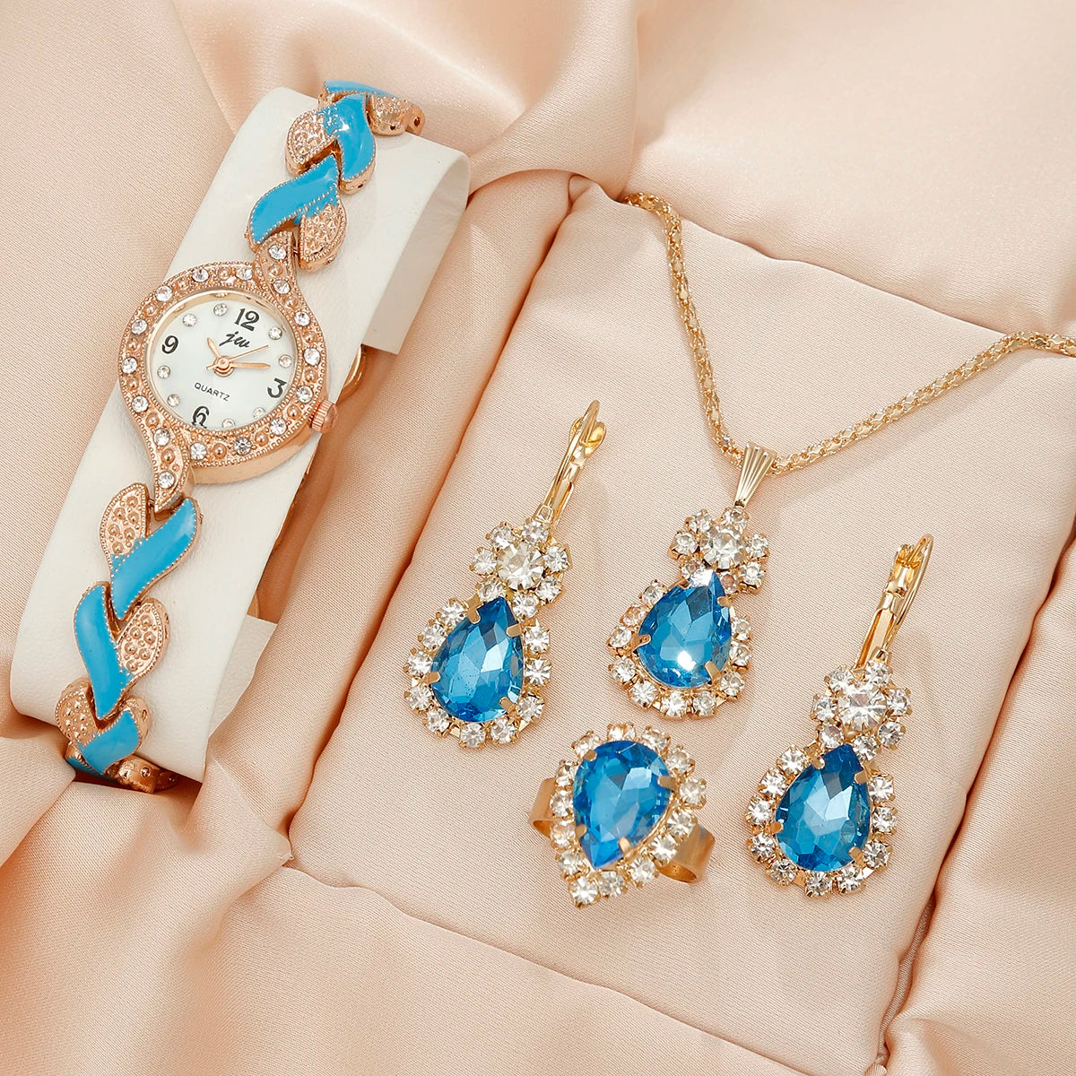 5pcs Fashion Versatile Watch For Women Watch 2023 Fashion Versatile Women's Love Watch Band Rhinestone Set Diamond British watch