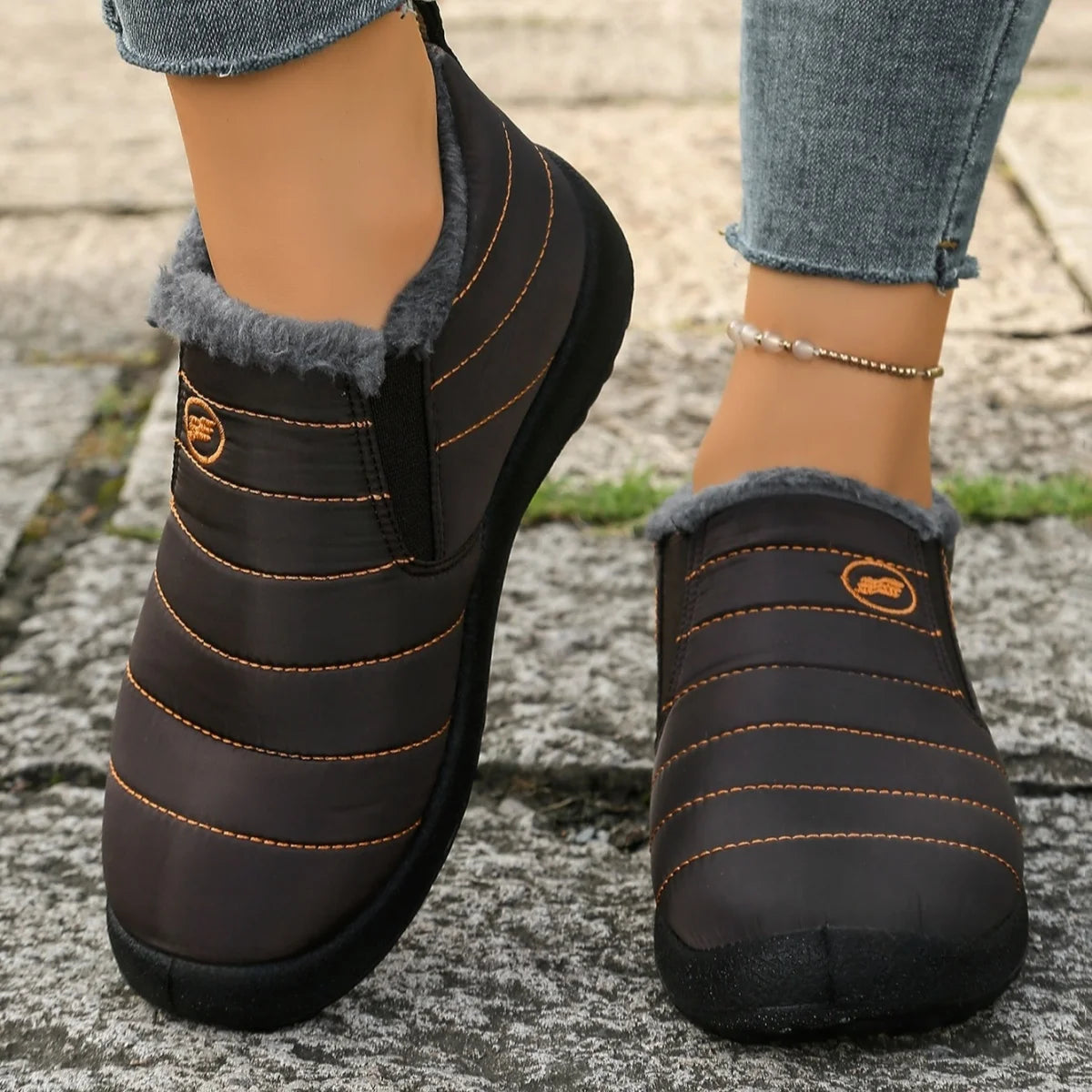 Women's boots Winter Boot with Comfortable Warm Fur Lined Ankle Booties Outdoor Slip On Waterproof Short Boots