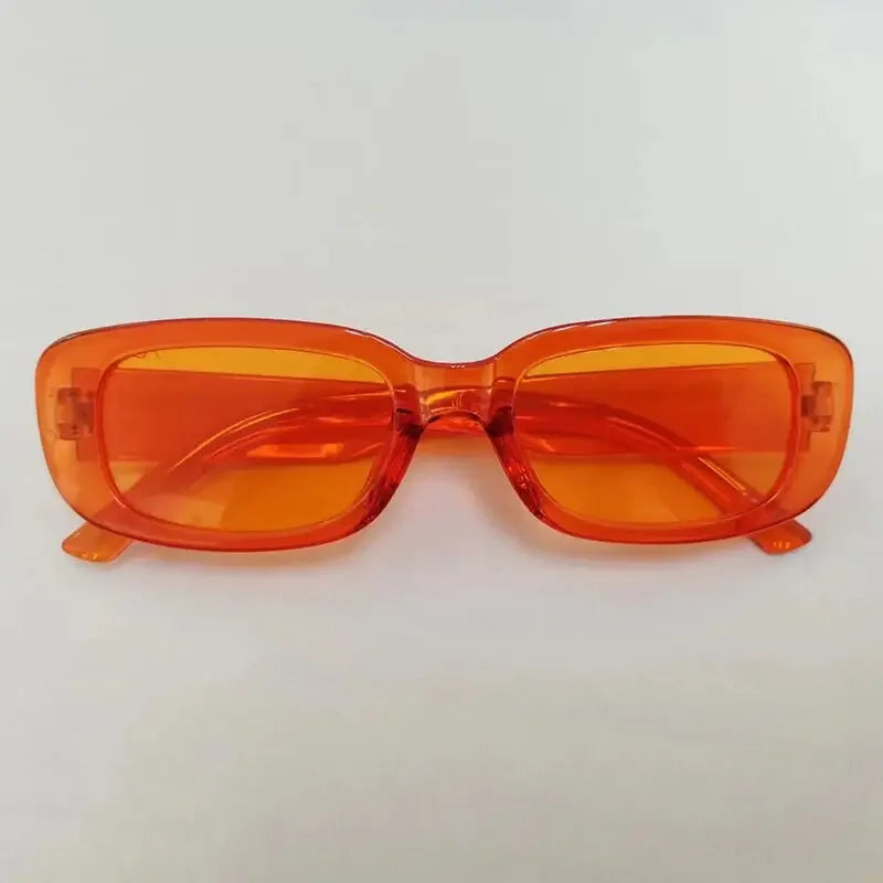 Classic retro square frame design

Stylish vintage look with modern comfort

UV400 protection – blocks 100% UVA & UVB rays

High-quality plastic or acetate frame

Suitable for all face shapes

Available in multiple colorse