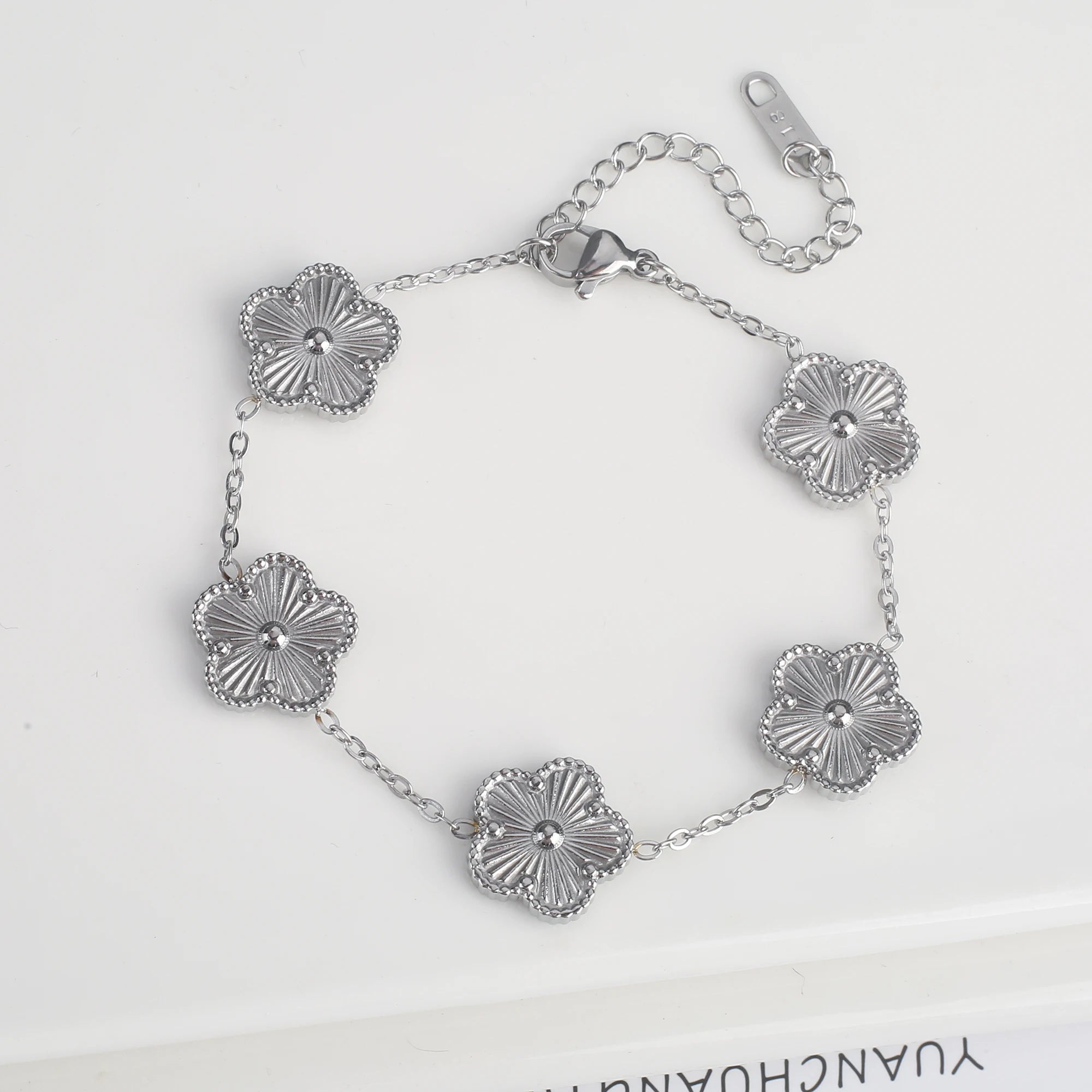 Double Sided Metal Laser Five Leaf Flower Adjustable Charm Bracelet Classic for Woman New Fashion Stainless Steel Jewelry Clover