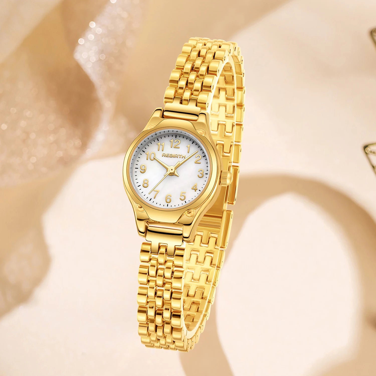 Ladies Exquisite, Compact, Elegant and Versatile Quartz Watch