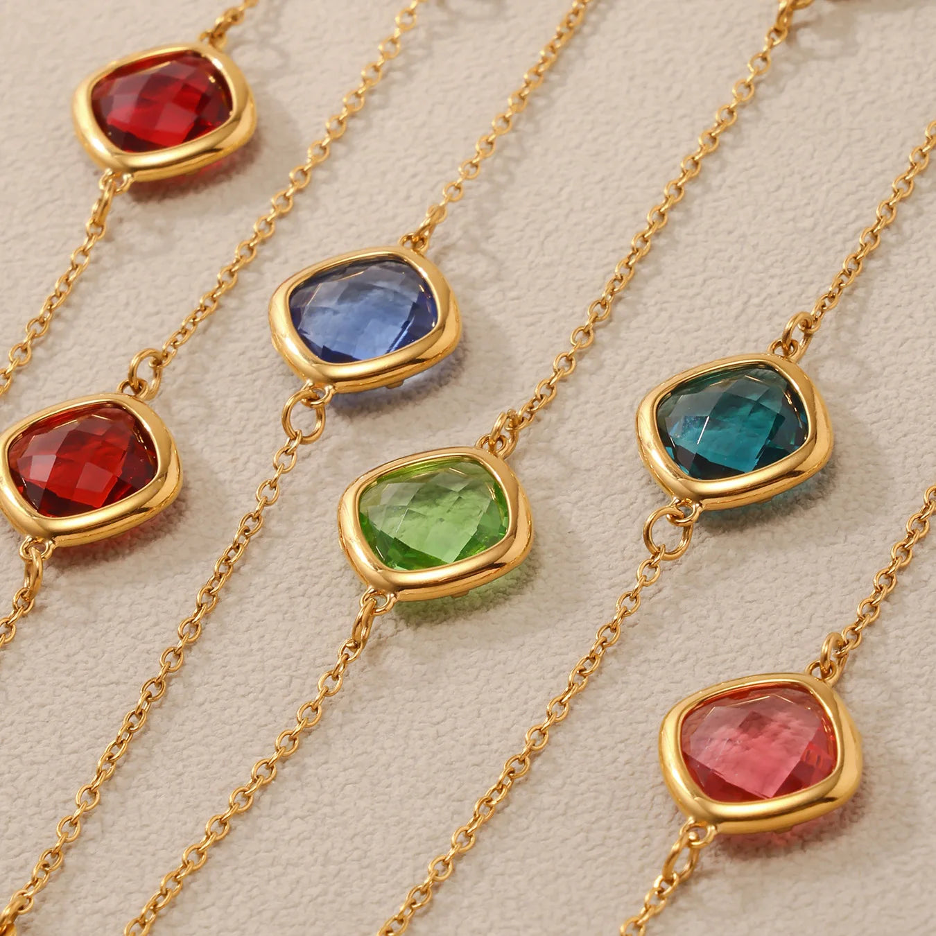 Nivora High Quality Multipcolor Glass Necklace For Women Stainless Steel Chain Charm Wedding Women Necklace Jewelry Accessory