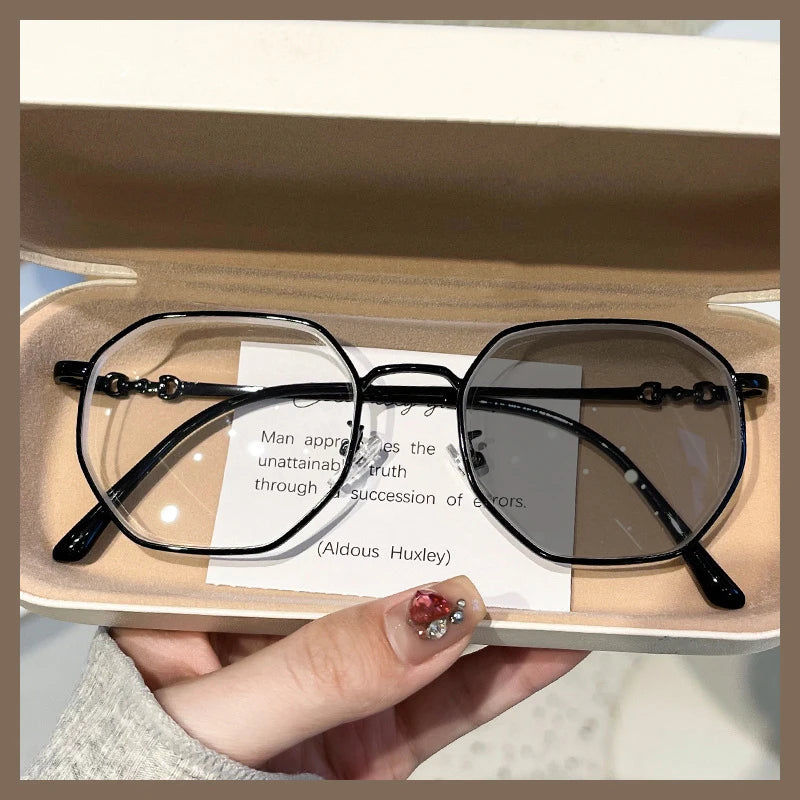 New Anti-blue Photochromic Myopia Finished Glasses Polygon Anti-ultraviolet Near-sight Eyeglasses Ultralight Vintage Glasses
