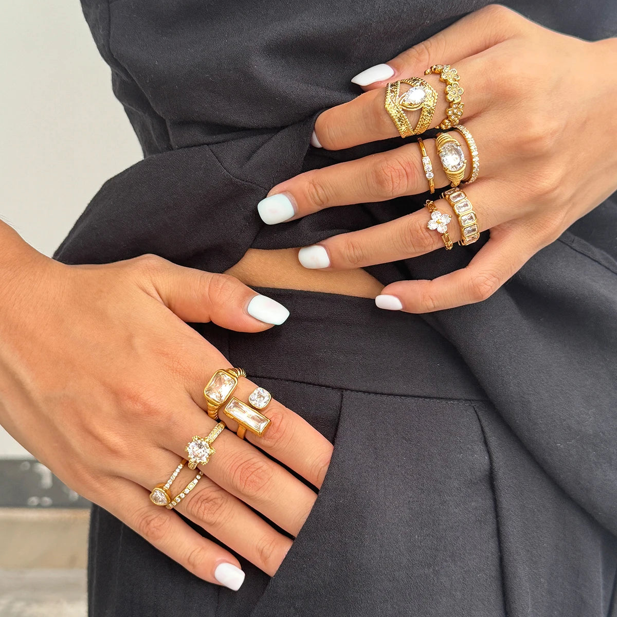 Uworld Minimalist 18K Gold Color Plated Stainless Steel Geometric Zircon Flower Ring Stackable Texture Ring Women's Jewelry