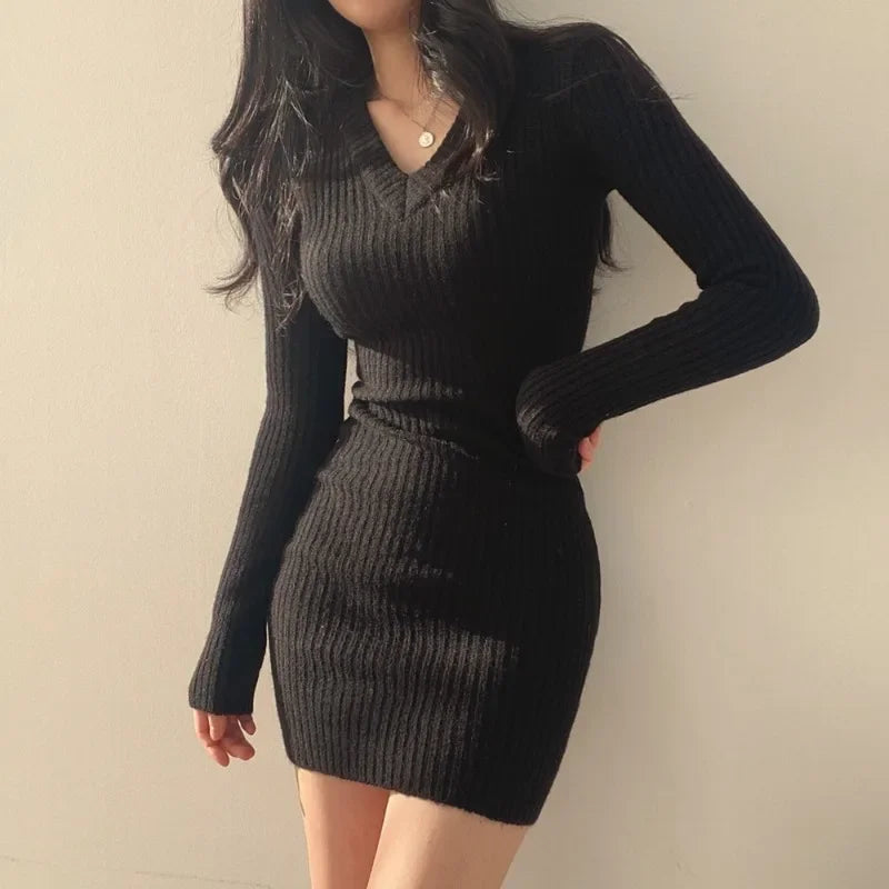 V-neck Autumn Winter Long Sleeved Sweater Dress Women Elegant Solid Color Knitted Hip Bodycom Short Dresses Retro Simple Casual