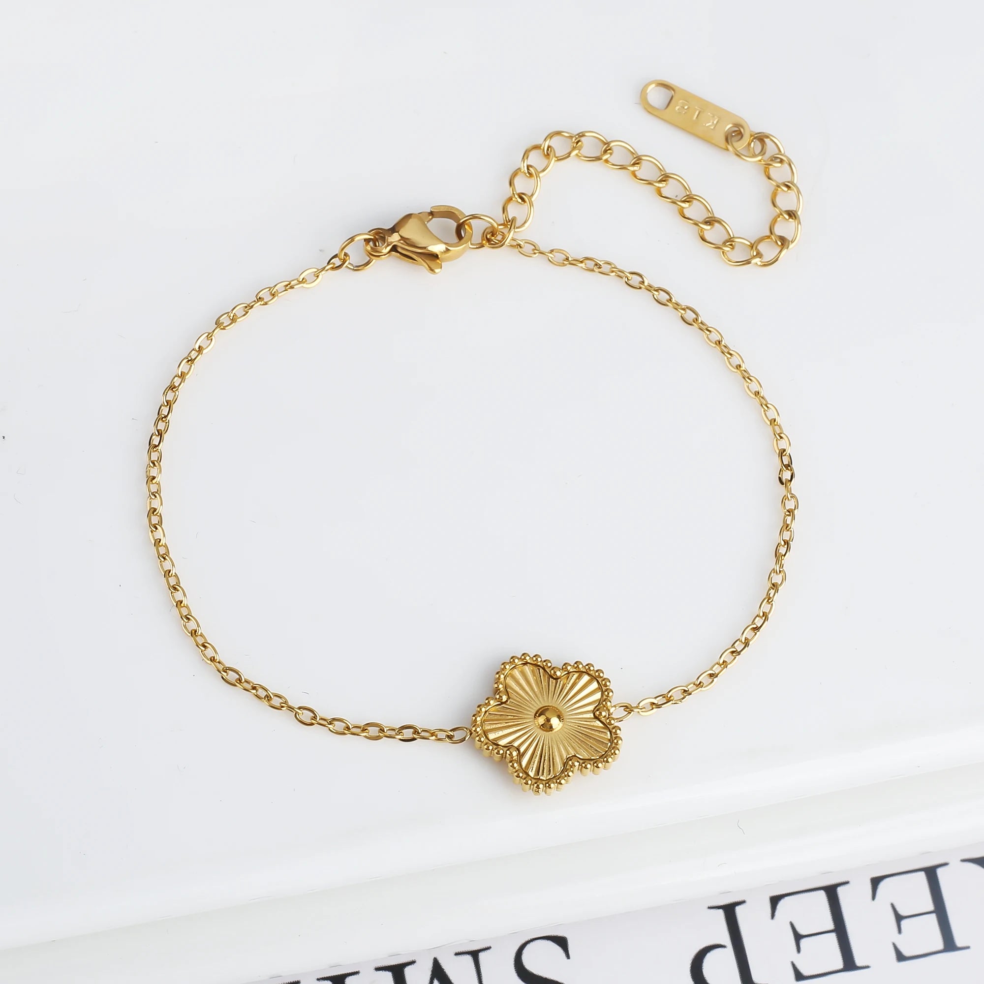 Double Sided Metal Laser Five Leaf Flower Adjustable Charm Bracelet Classic for Woman New Fashion Stainless Steel Jewelry Clover