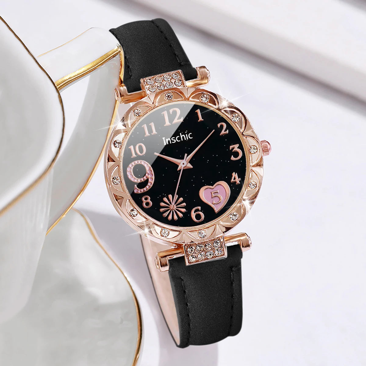 6PCS Women's Watch Fashion Heart Dial Leather Band Quartz Watches Rhinestone Jewelry Set（Without Box）