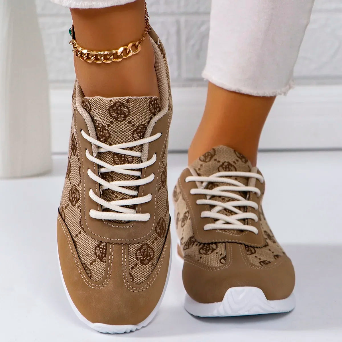 Women Sneakers 2024 Spring Autumn Fashion Outdoor Versatile Sneakers Women Casual Comfortable Lace Up Walking Shoes for Women