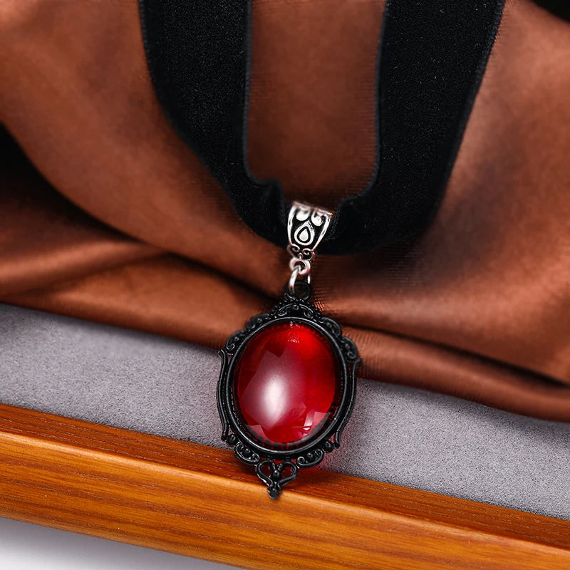 Gothic Witch Pagan Blood Red Pendant Chocker Necklace Women Vintage Black Velvet Necklace Personalised Jewellery Accessories
