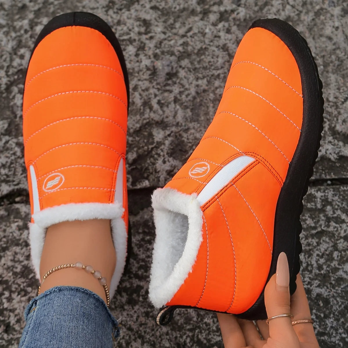 Women's boots Winter Boot with Comfortable Warm Fur Lined Ankle Booties Outdoor Slip On Waterproof Short Boots