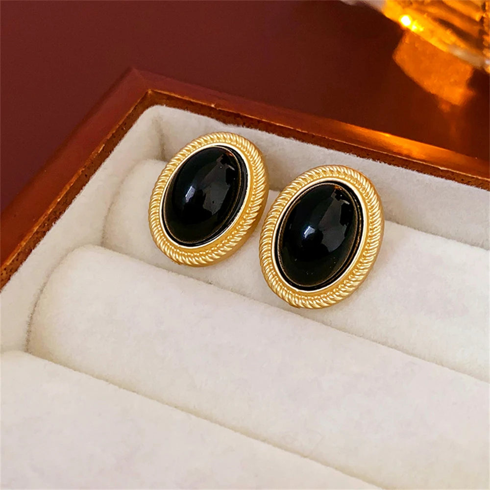 2025 New Retro Gold Color Metal Line Black Oval Shaped Stud Earrings for Women Advanced Design Elegant Young Girls Party Jewelry