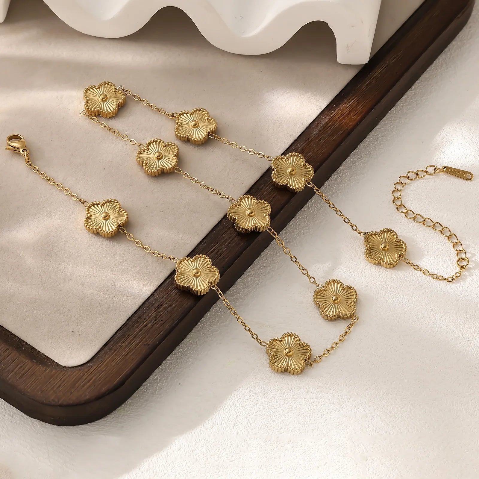 Botanical 10 Flowers Stainless Steel Five Leaf Flower Necklace MiBonimalist for Woman Girl Casual Vacation Luxury Jewelry Clover