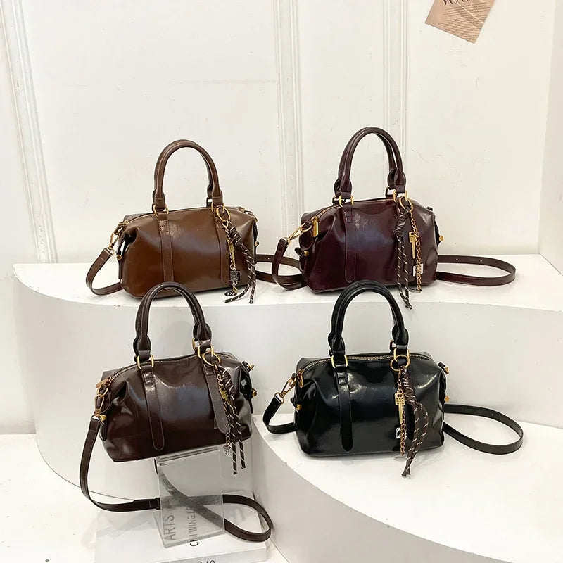 2025 PU Zipper High Quality Bucket Crossbody Bag Solid Simple Fashion Handbag High Appearance Popular Portable Shoulder Bag