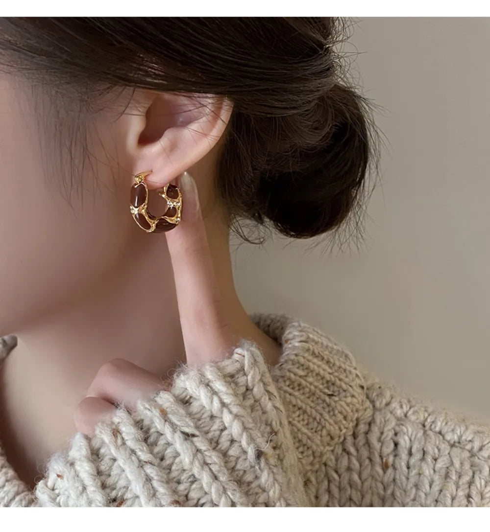 Temperament Vintage Brown Enamel Zircon Hoop Earrings for Women Exquisite Stainless Steel Beaded Wedding Bride Jewelry Accessory