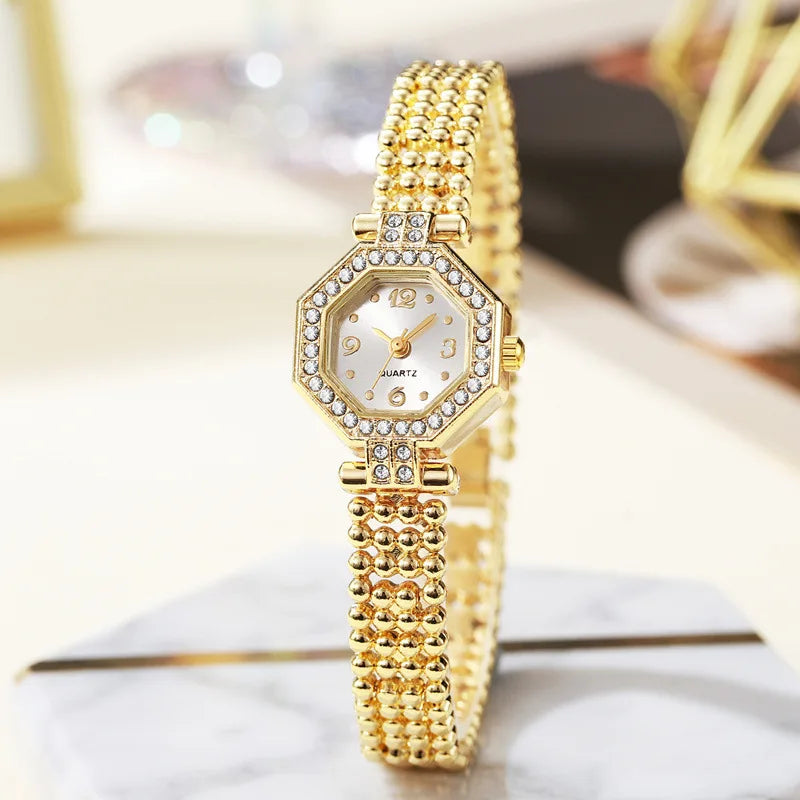 New Women's Watch with Exquisite, Small and Simple Steel Strip for Students