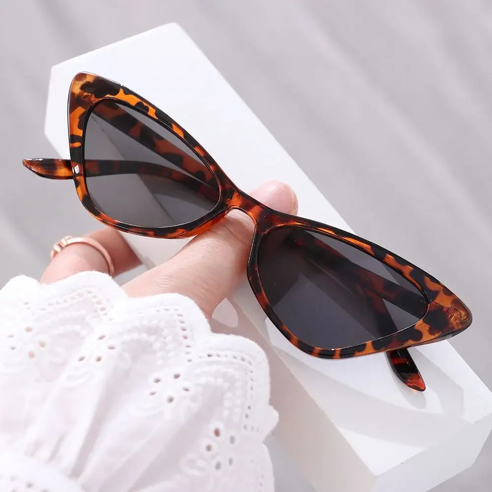 Vintage Small Cat Eye Sunglasses for Women Trendy Half-frame Sun Glasses UV400 Fashion Shades Eyewear Summer Anti UV Sunglasses