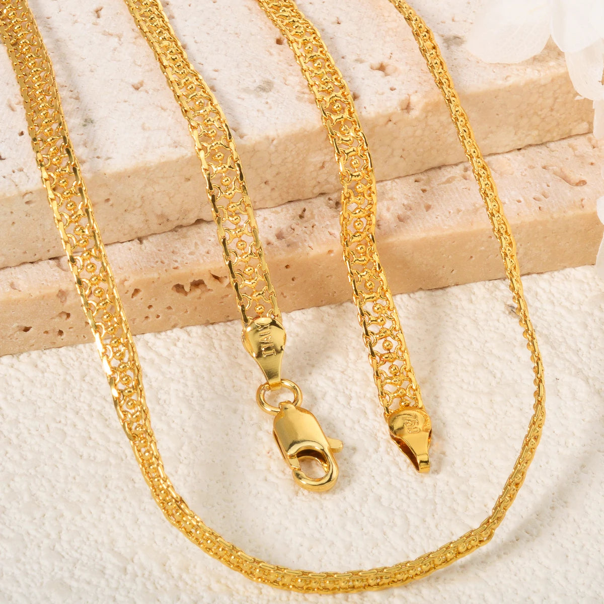 Dubai 18k Gold-plated Copper Necklace Classic Patterns 750 Italian Jewelry Accessories Party Birthday Wedding Attire Gifts