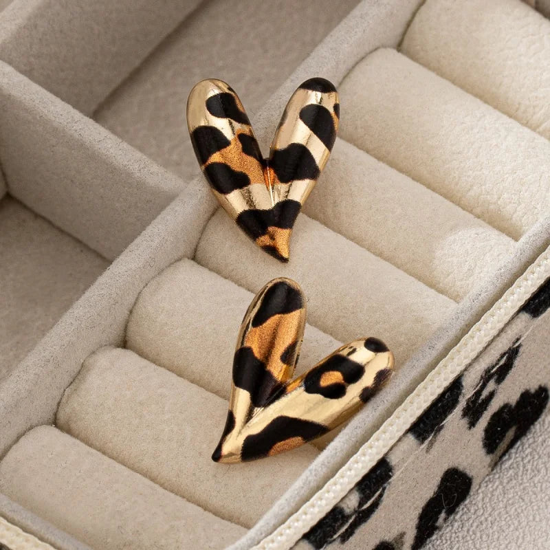 Heart Shape Printed Leopard Colorful Stud Earrings for Women Geometric Metal Holiday Party Gift Fashion Jewelry Ear Accessories