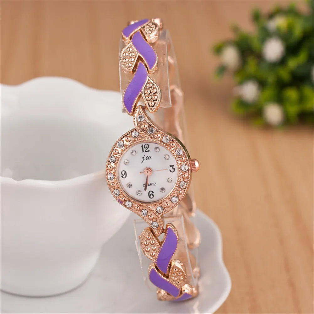 5pcs Fashion Versatile Watch For Women Watch 2023 Fashion Versatile Women's Love Watch Band Rhinestone Set Diamond British watch