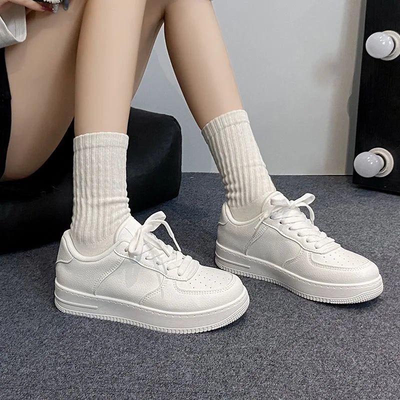 New Casual Small White Sneakers Lightweight Comfortable Sports Board Shoes Fashionable Solid Color Tennis Sneakers for Women