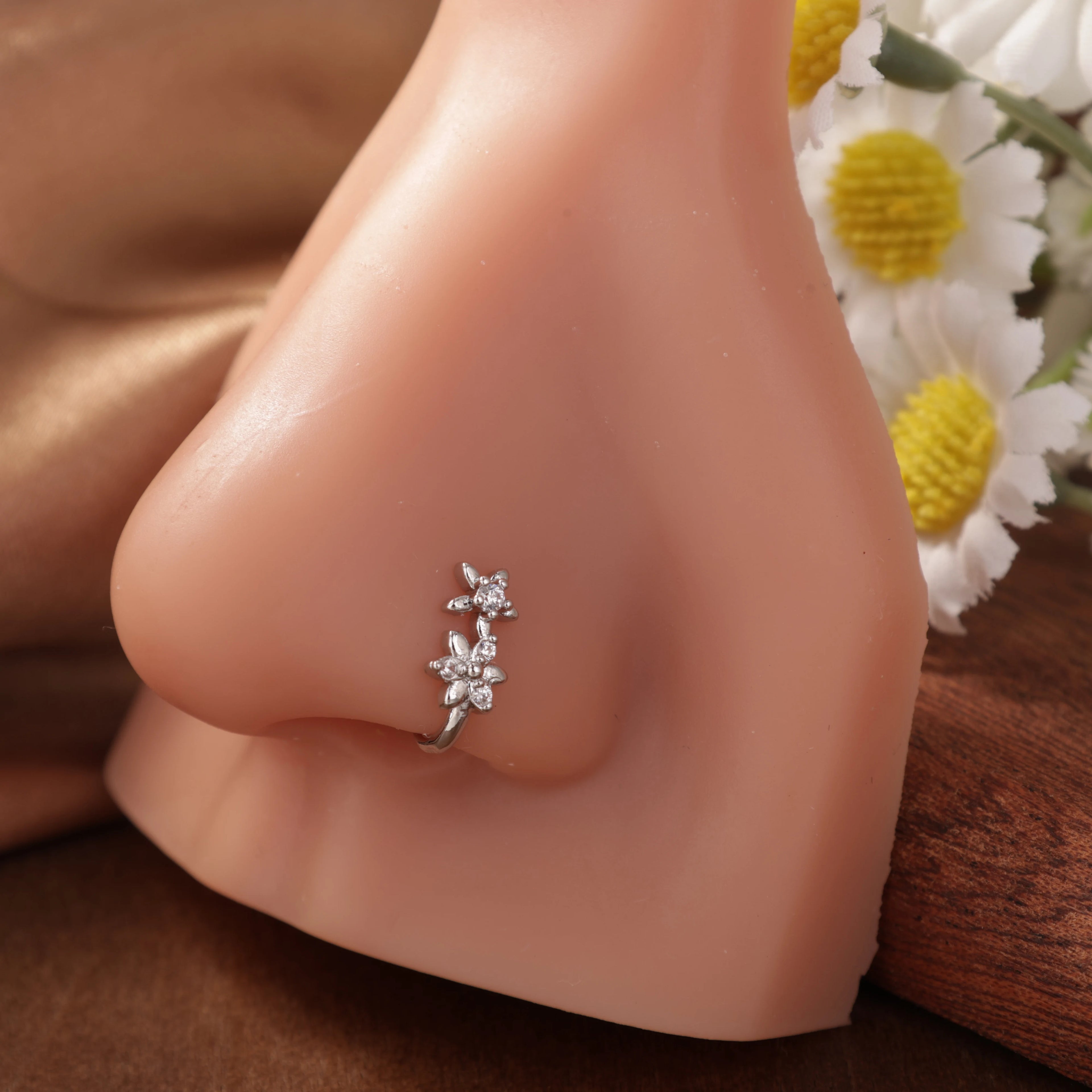 6PCS Fake Nose Ring CZ African Nose Cuffs Gold Fake Nose Piercing Faux Septum Nose Rings Clip On Nose Jewelry For Women