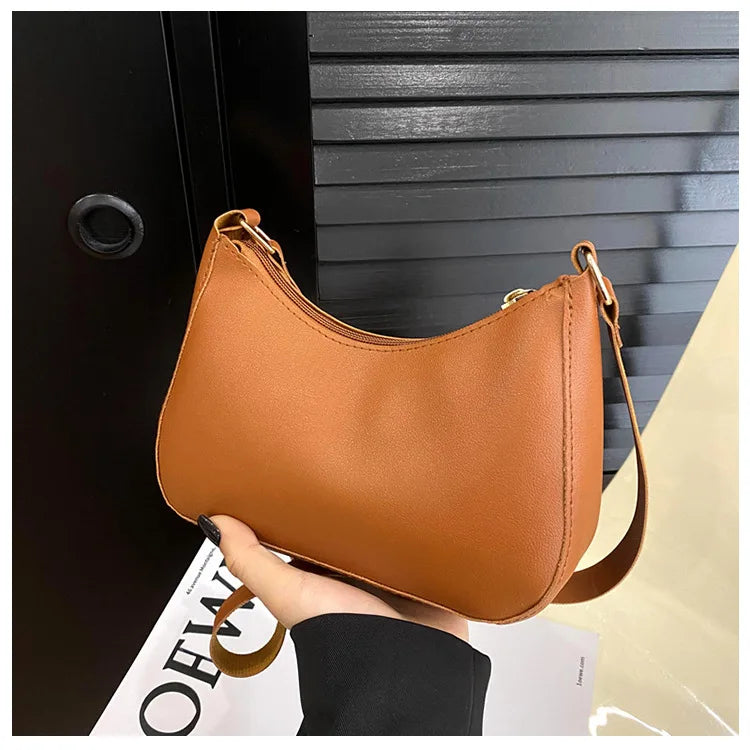 A Fashionable Bag Underarm Bag for Sale