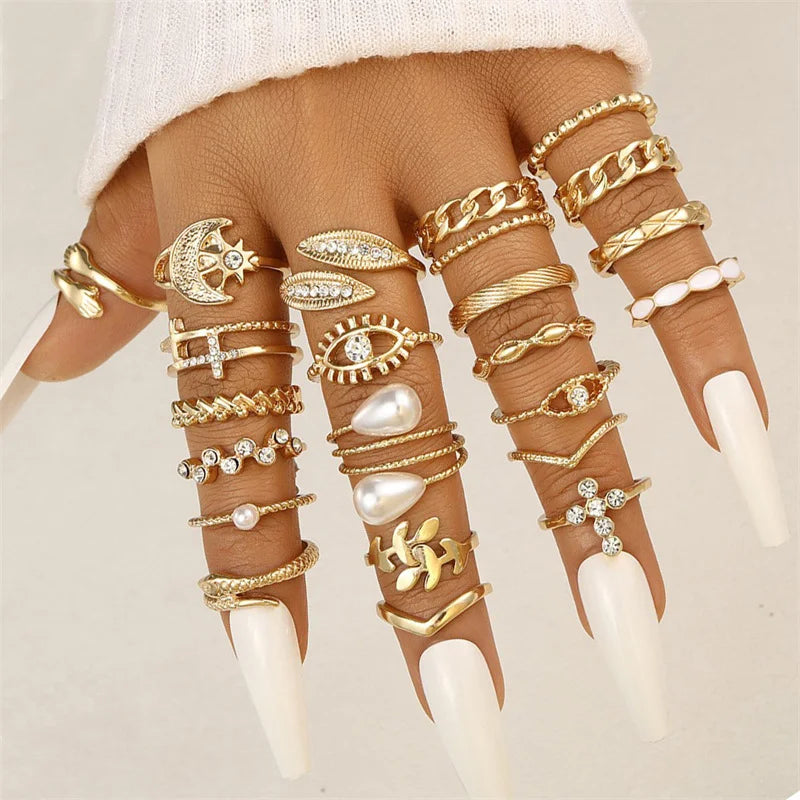 Fashion Geometric Knuckle Rings Set For Women Vintage Crystal Heart Gold Color Rings Girls Party Jewelry Accessories Gifts 2025