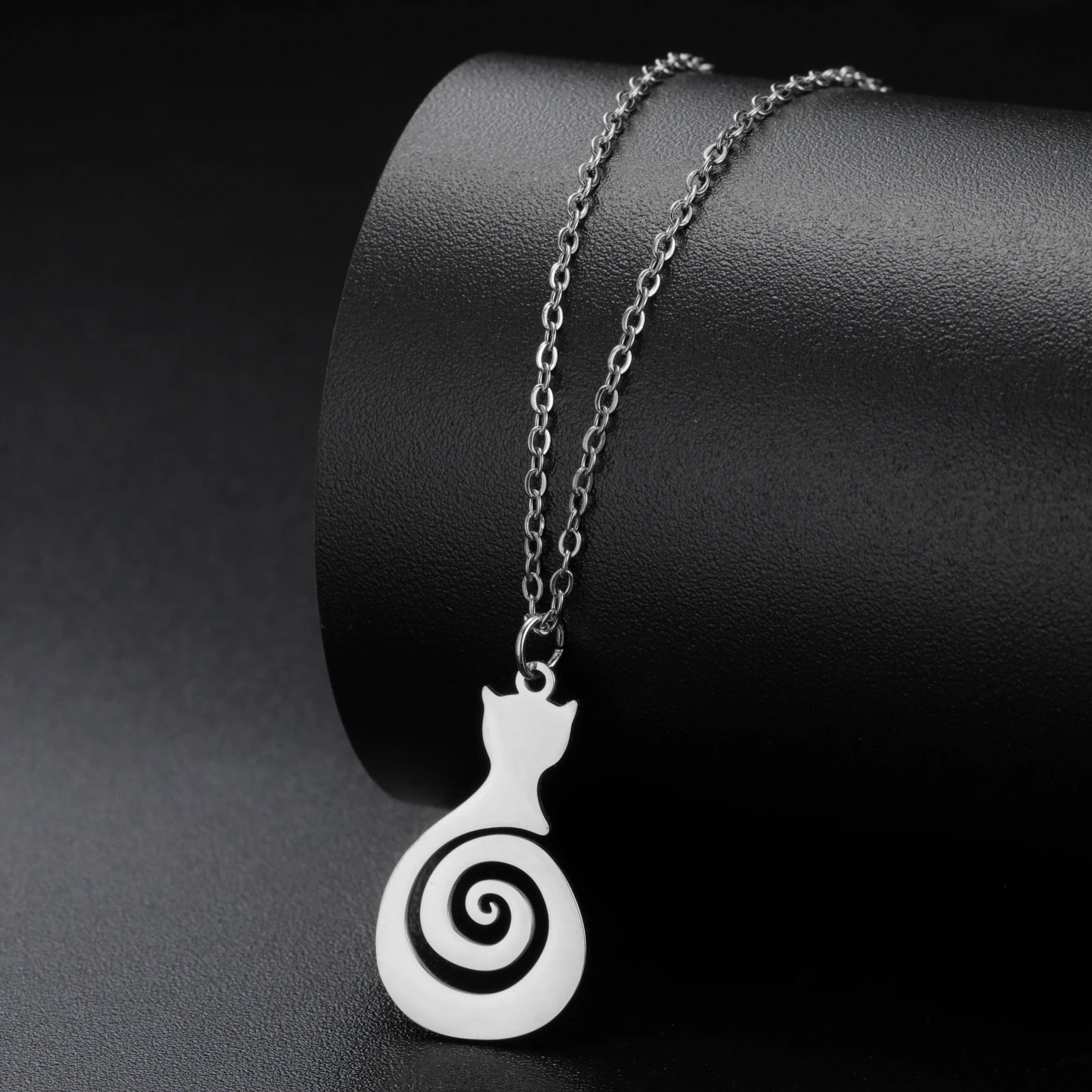 Cazador Cat Kitten Cute Swirl Spiral Tail Necklace Stainless Steel Pendant Women's Necklace Jewelry Birthday Gifts 2025 Trendy
