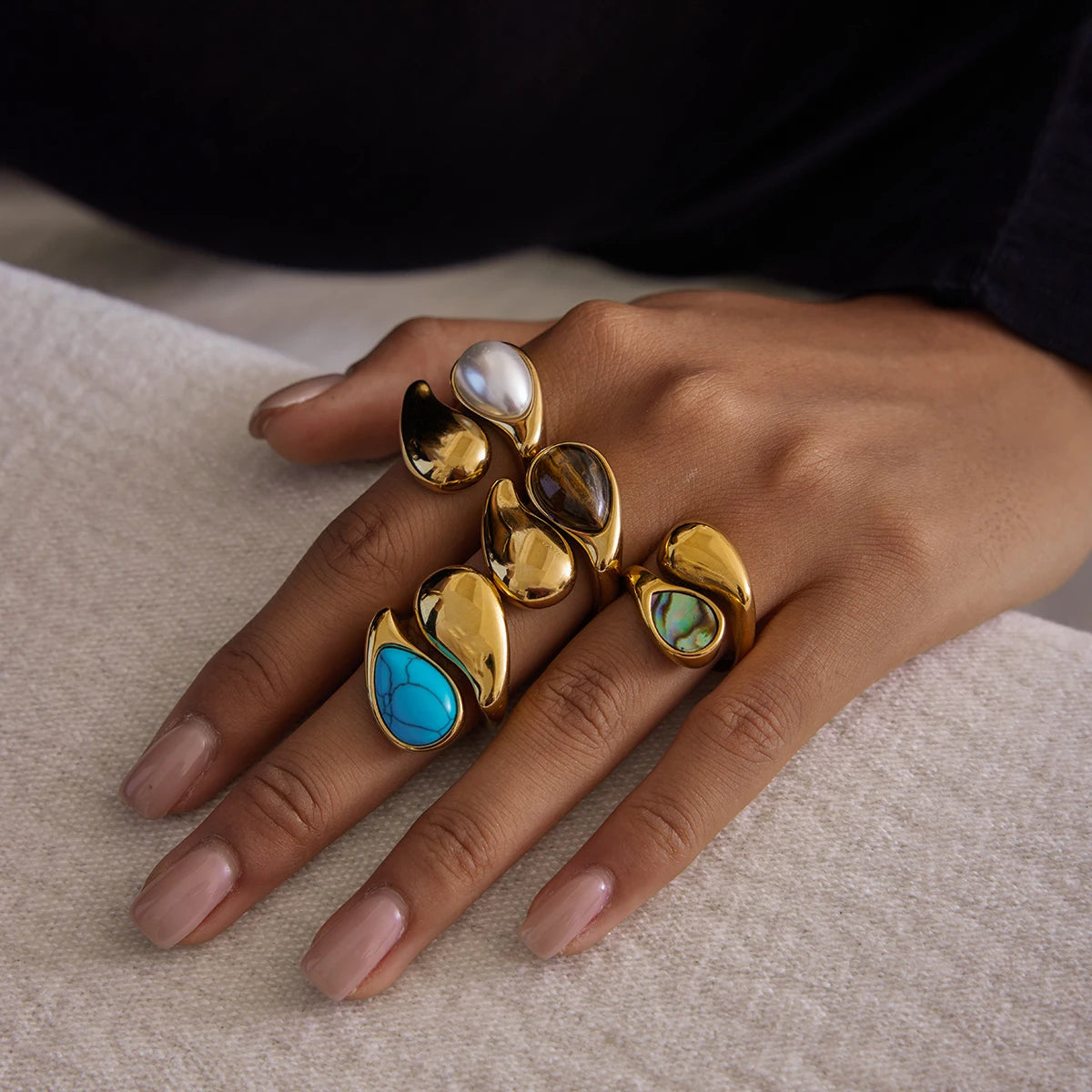 Uworld Vintage Fashion 18K Gold Color Plated Blue Turquoise Asymmetric Open Rings Waterproof Stainless Steel Women Jewelry Party
