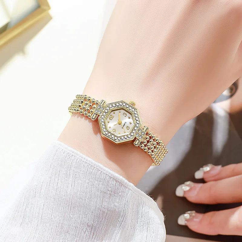 New Women's Watch with Exquisite, Small and Simple Steel Strip for Students