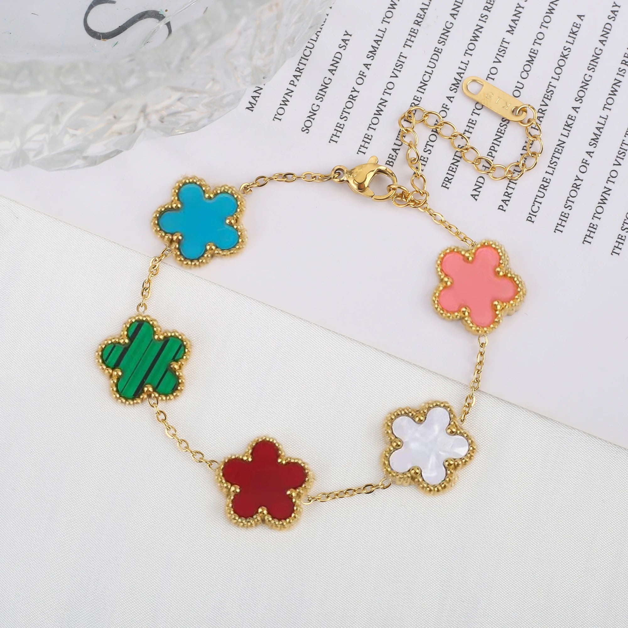 White Black Red Green Shell Five Leaf Flower Stainless Steel Ladies Bracelet Simple for Woman Party Birthday Jewelry Gift Clover