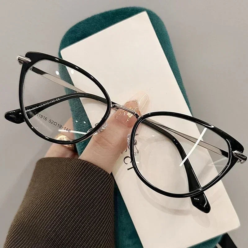 New Cat Eye Photochromic Myopia Glasses Women Men Fashion Anti-Blue Light Glasses Vintage Large Eyewear Unisex Diopter 0 to -4.0