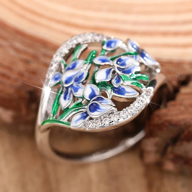 Huitan Blue and White Lily of the Valley Rings for Women Romantic Wedding Accessories Fancy Flower Rings with CZ Fashion Jewelry