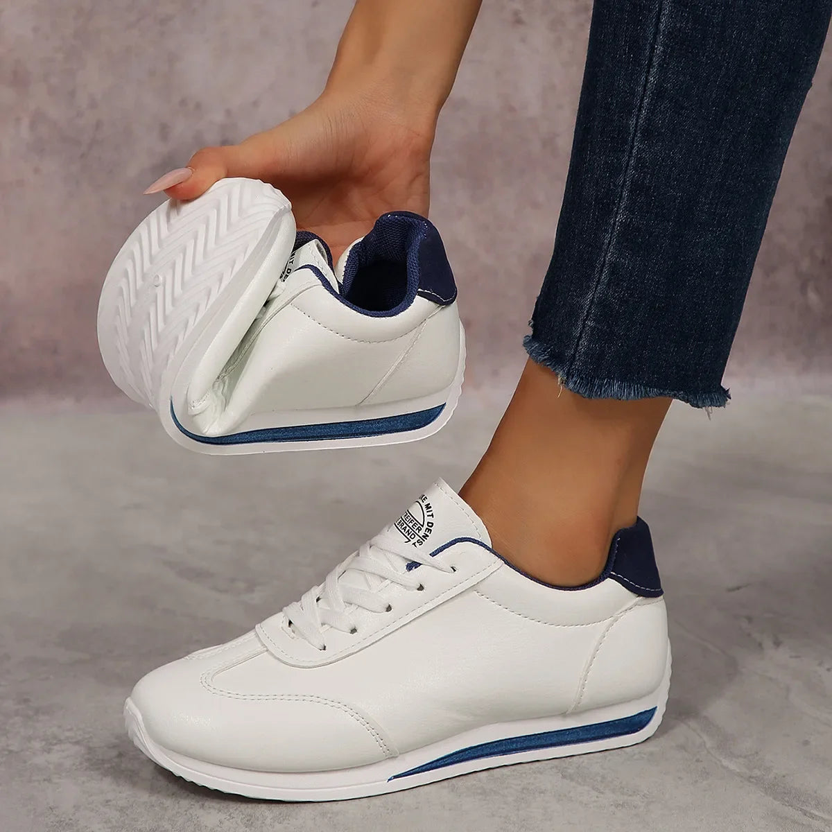 Large Size Women's Fall Hot Sale Of The Season Fashion Contrast Color Leather Surface AG Shoes Casual Sports Shoes with Lace Des