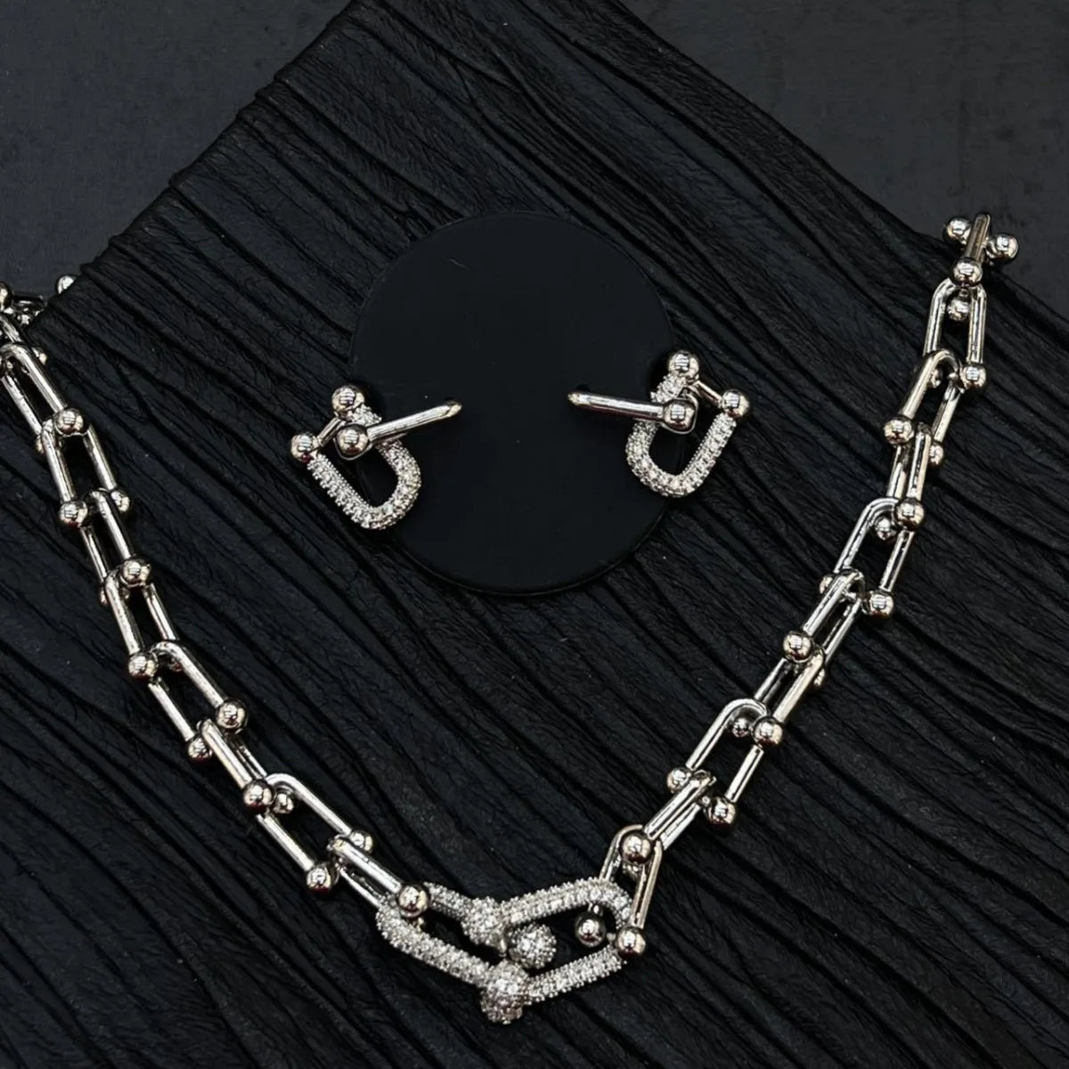 Women's Chain Earrings And Necklace Set, High-End Luxury Fashion Ins Street Gothic Series, Party Wedding Jewelry