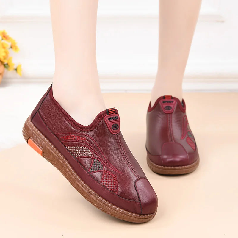 Comfortable Women's Winter Fleece-Lined Warm Waterproof Shoes for Middle-Aged and Elderly Mothers, Non-Slip Soft-Soled Lightweight Snow Boots and Short Boots for Grandma