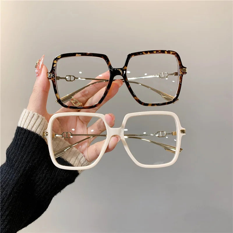 GM LUMIAS Fashion Oversized Square Eyewear Women Retro Chic Blue Light Bloking Glasses Trendy Brand Design Decor Optical Frames