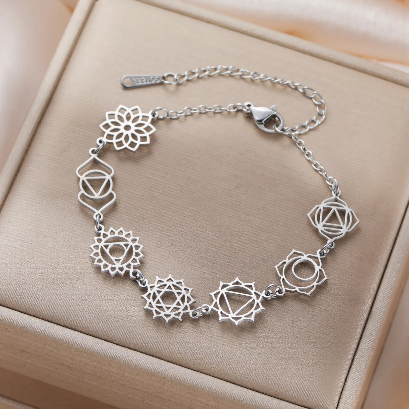 7 Chakra Yoga Balance Charm Bracelet Women Stainless Steel Gold Color Hand Bracelets Spiritual Jewelry Birthday Gift Wholesale